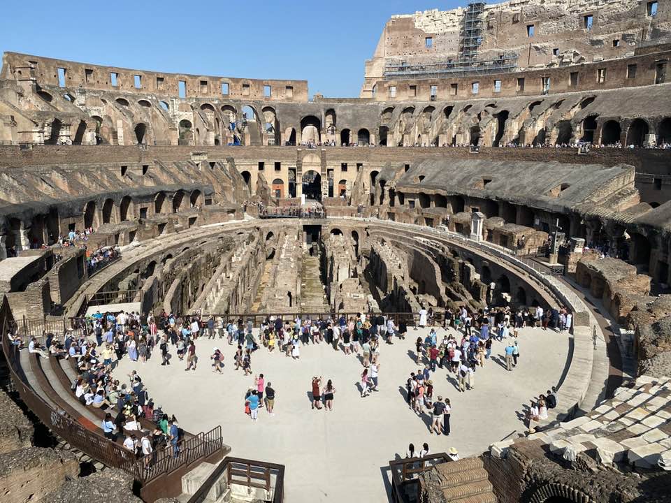 Đấu trường La Mã và Trung tâm La Mã cổ đại