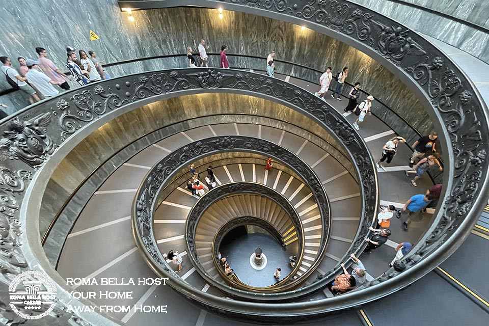 cau-thang-xoay-oc-hai-chieu