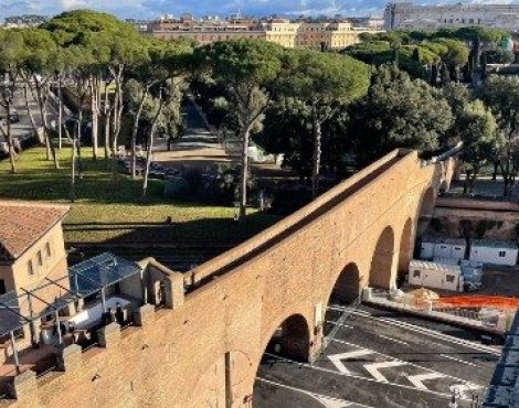 Đi dạo trên tường thành Passetto di Borgo – Lối đi thoát hiểm của các Giáo hoàng