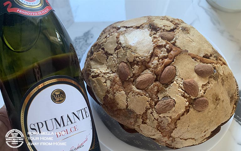 Bánh Panettone mùa lễ hội Giáng sinh và năm mới