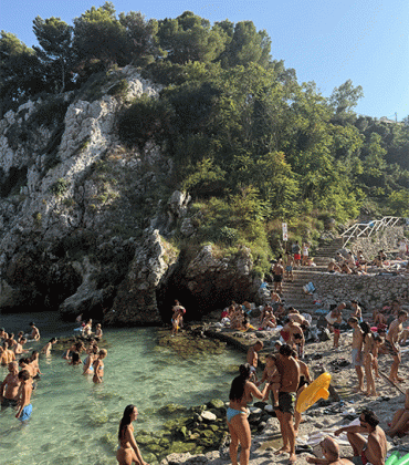 Cala dell’Acquaviva – Vịnh nhỏ tuyệt đẹp bên bờ biển Puglia nam Ý