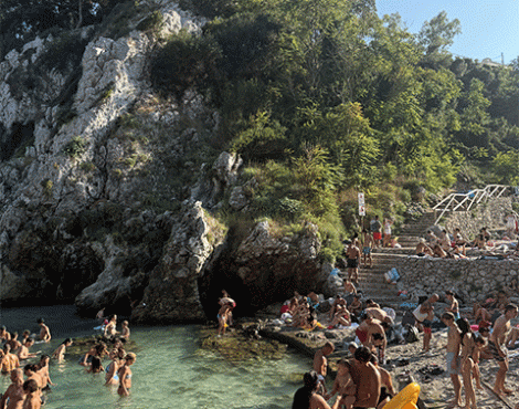 Cala dell’Acquaviva – Vịnh nhỏ tuyệt đẹp bên bờ biển Puglia nam Ý